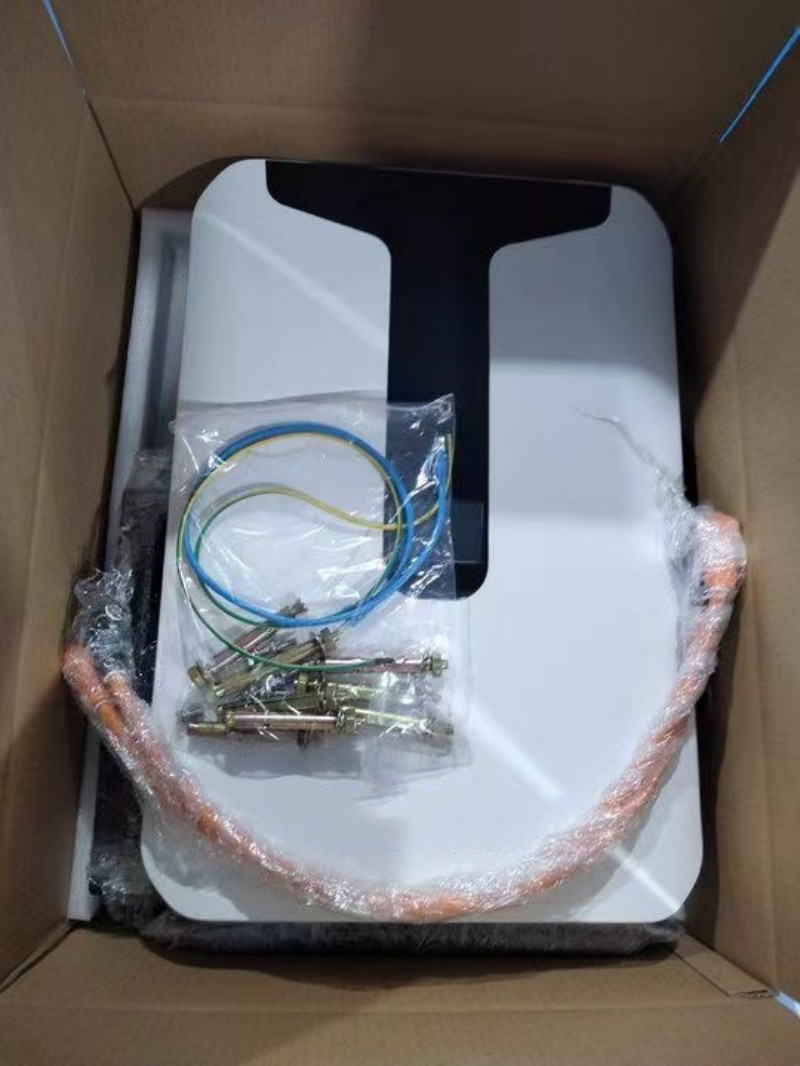 &nbsp;51.2V 100Ah Wall Mount LiFePO4 Battery